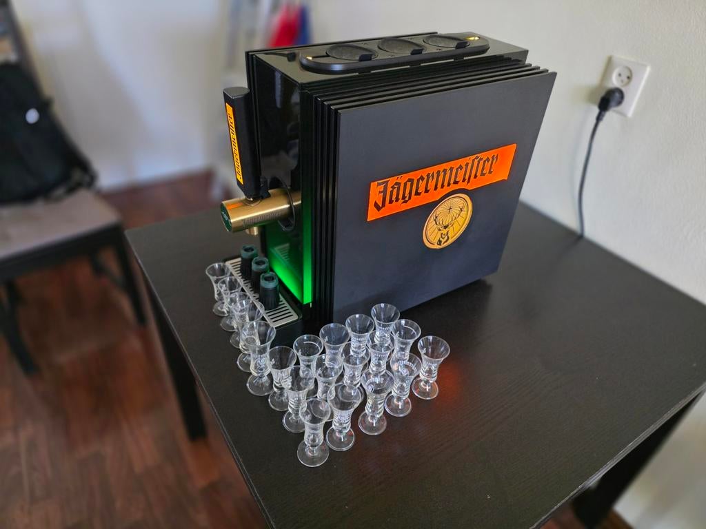 Jägermeister 2.0 tapmachine 3 flessen model, Ophalen, Zo goed als nieuw, Jägermeister