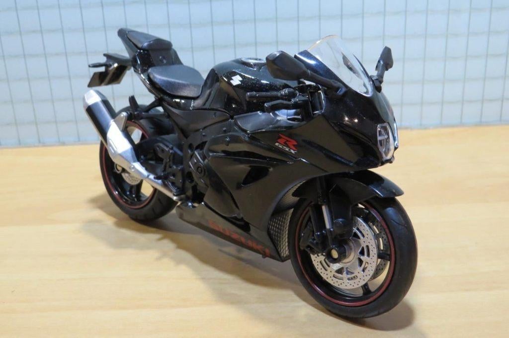 Suzuki GSX-R1000 1:12 black, May Cheong Group France S.A.S., Nieuw, Ophalen of Verzenden, 1:9 t/m 1:12