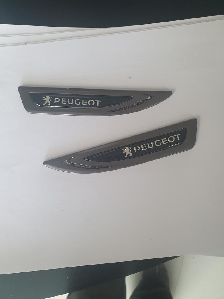 Peugeot 208 Embleem / Badge Zijkant Auto (Set van 2), Ophalen of Verzenden