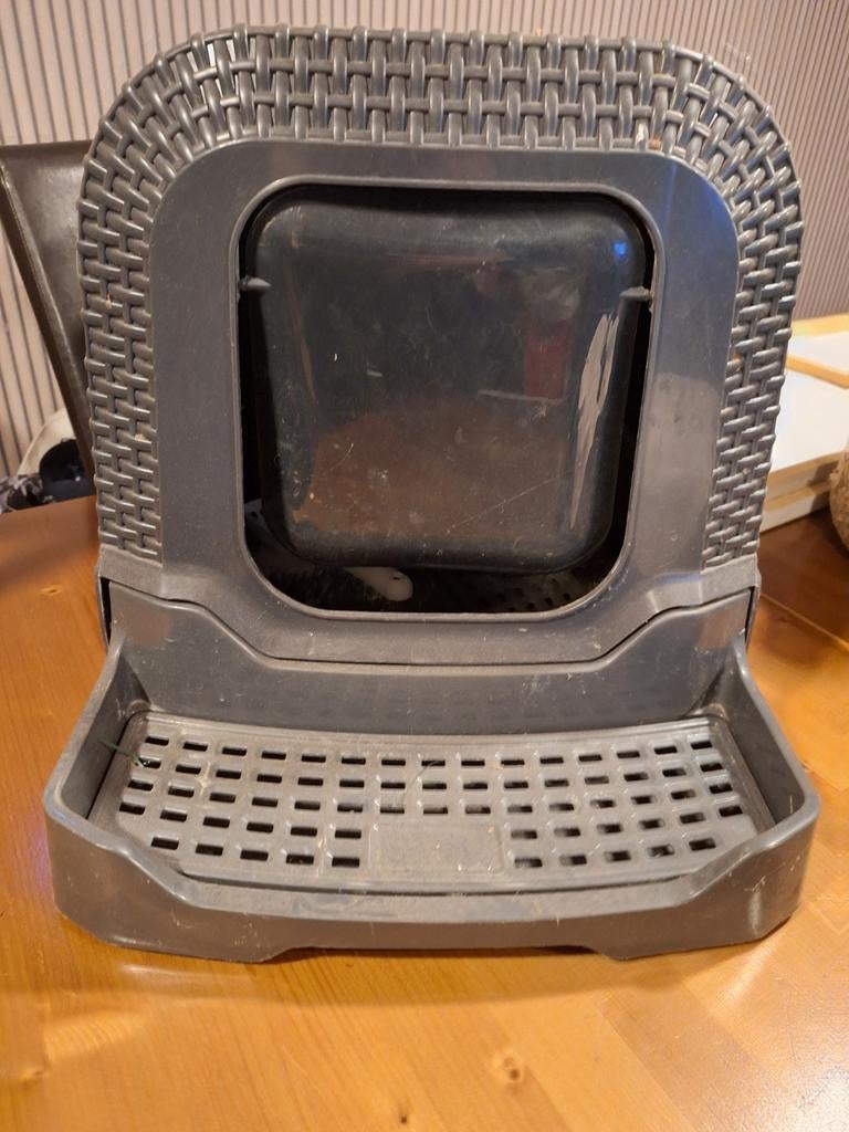 Kattenbak met geurdispencer nieuwstaat, Ophalen