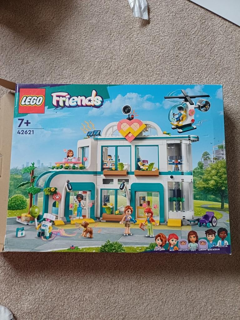 Lego friends 42621 Ziekenhuis, Ophalen of Verzenden, Zo goed als nieuw