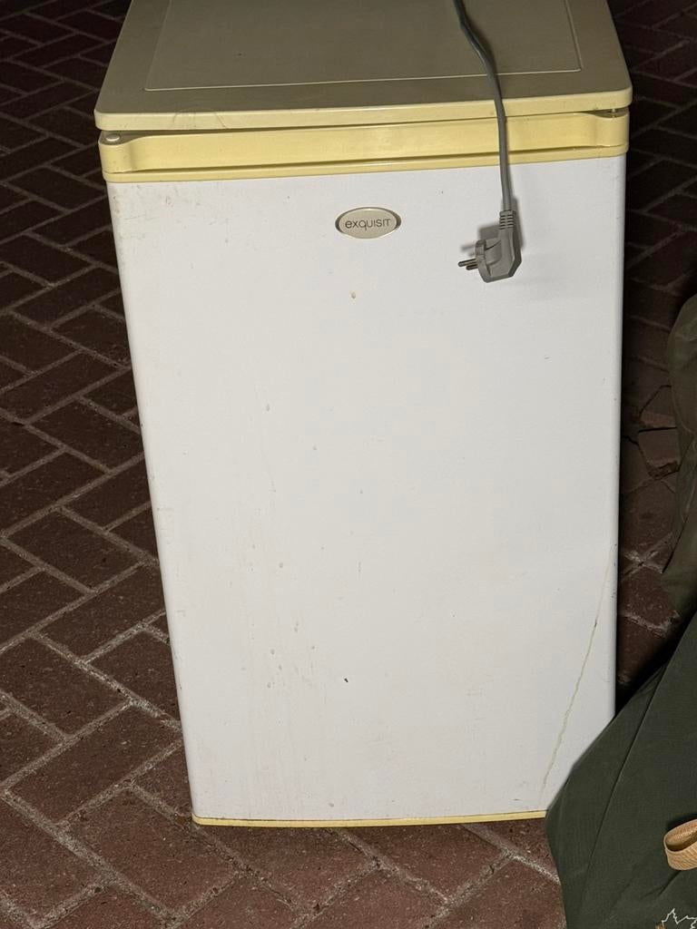 Koelkast voor voortent, Ophalen, Zo goed als nieuw, Campingkast