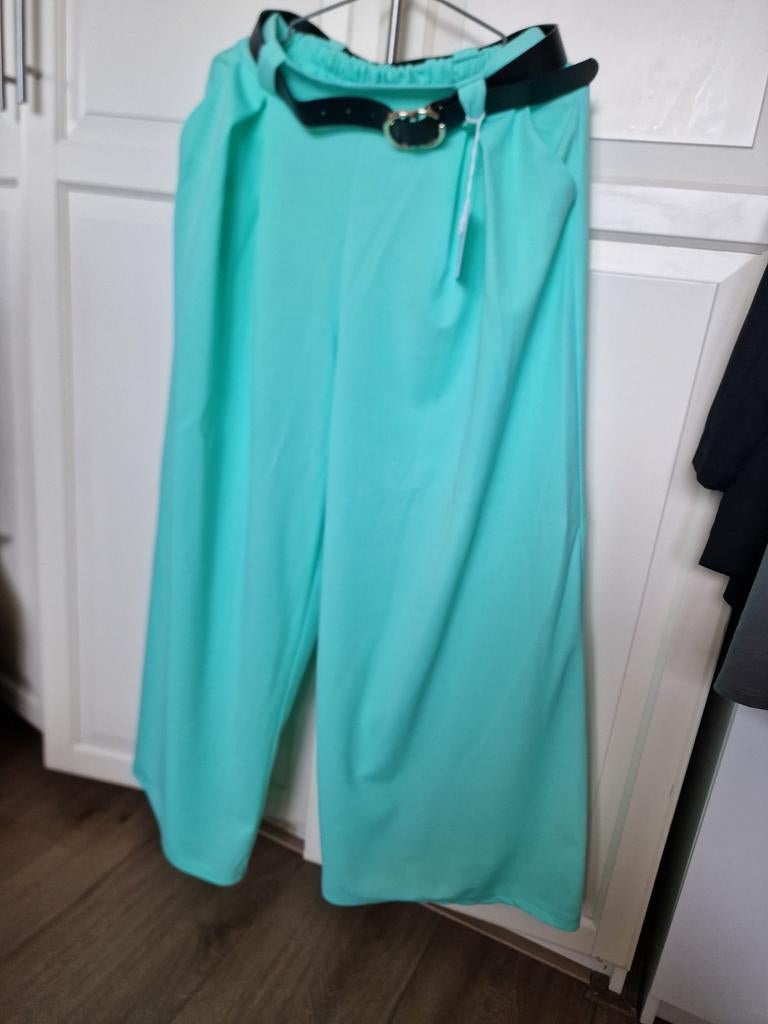 Broek met Rim, zakken en wijde pijpen, Maat 38/40 (M), Nieuw, Ophalen of Verzenden, Lang