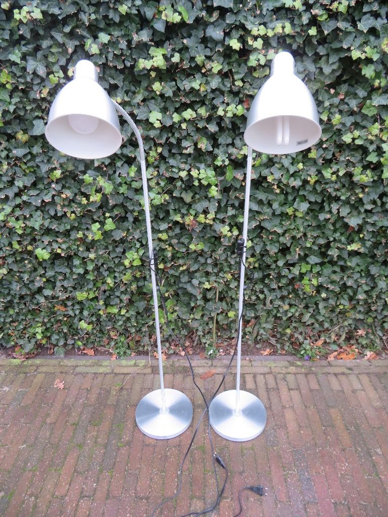 2 grijze staande schemerlampen met flexibele kop, Ophalen, Zo goed als nieuw, Metaal, 100 tot 150 cm