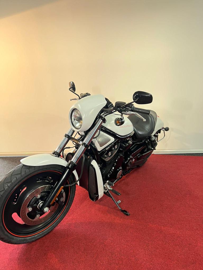 Harley Davidson VRSCD Night-Rod - foto 3
