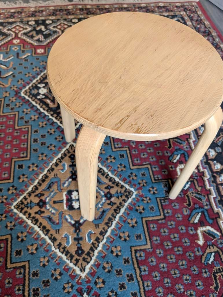 Vintage krukje plywood, lijkt op Artek Stool 60, Huis en Inrichting, Krukjes, Ophalen of Verzenden