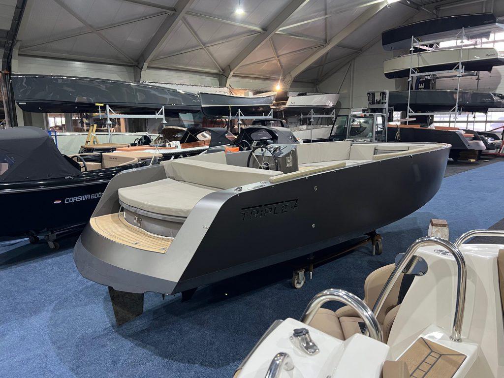 Triple 7 occasion & PAASSHOW 3, 4 & 6 APRIL! (bj 2017), Gebruikt, Info@verschuurwatersport.nl, Aluminium, 30 tot 50 pk