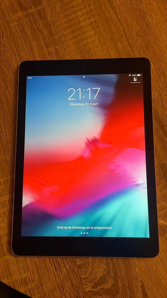 Ipad A1474, Computers en Software, Apple iPads, 32 GB, Apple iPad, Zo goed als nieuw, Grijs