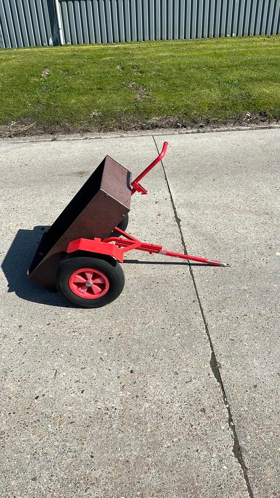 Metalen Kruiwagen met naam | Metal Wheelbarrow