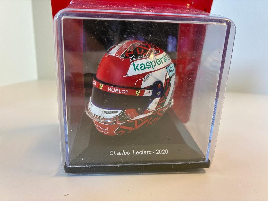 69814: Helm - F1 - Charles Leclerc - Ferrari - 2020 - Spark, Werkstraße 1, 90765 Fürth, Germany, Overige typen, Nieuw, Spark Germany