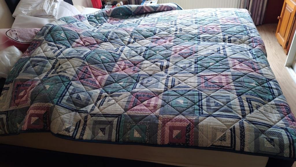 Prachtige sprei voor 2-persoonsbed - Zo goed als nieuw, Huis en Inrichting, Ophalen of Verzenden