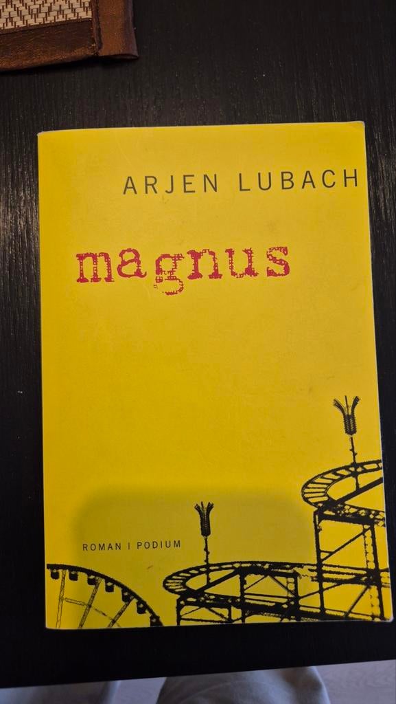 Magnus - Arjen Lubach, Ophalen of Verzenden, Gelezen