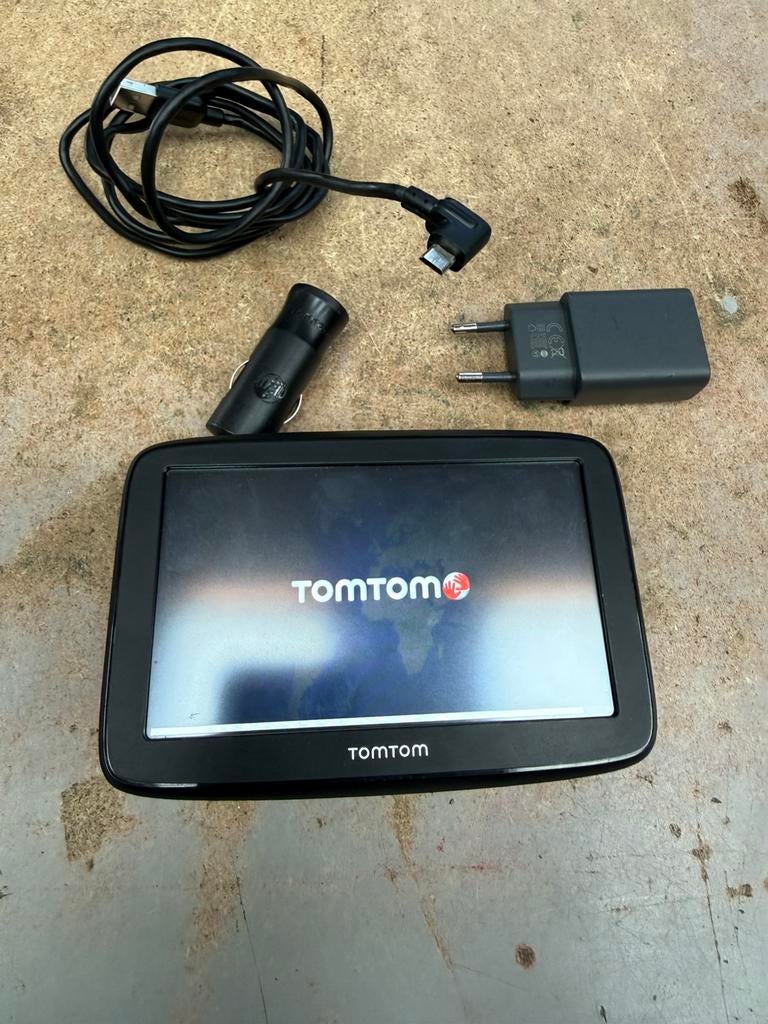 TomTom GO Classic  navigatiesysteem 5 inch, Ophalen of Verzenden, Zo goed als nieuw
