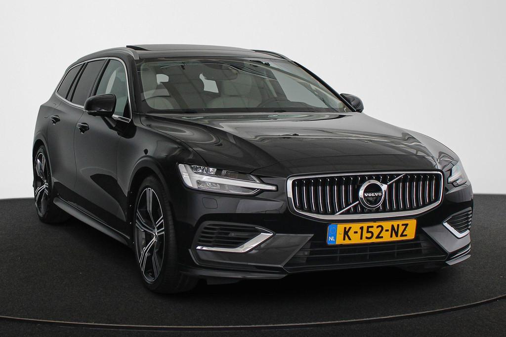 Volvo V60 2.0 T6 Recharge AWD Inscription Panoramadak Leder, Euro 6, 4 cilinders, Hybride Elektrisch/Benzine, 129 €/maand