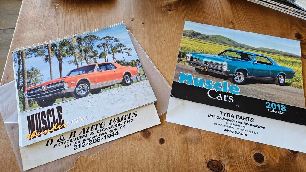 Twee kalenders met Muscle Cars USA 2002 en 2018, Diversen, Kalenders, Ophalen of Verzenden, Maandkalender, Zo goed als nieuw