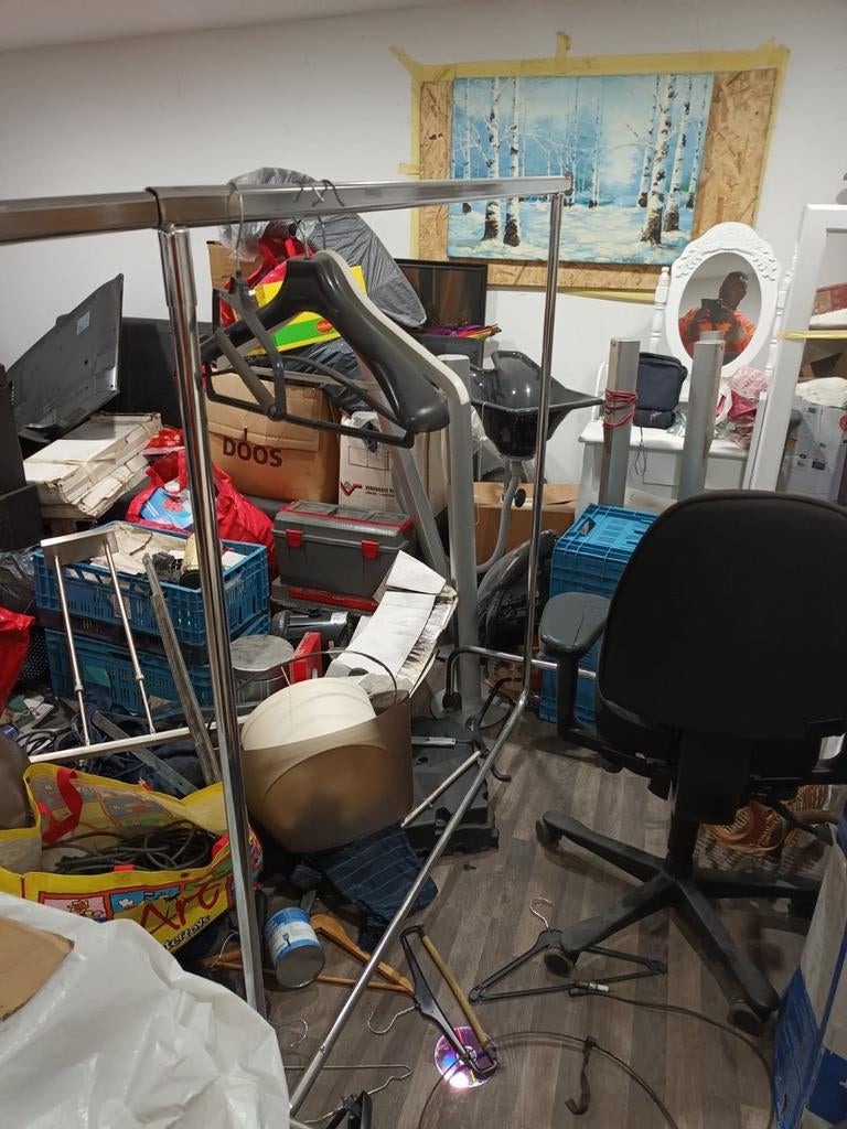 Verrijdbaar kledingrek, Ophalen, Met wielen, Gebruikt