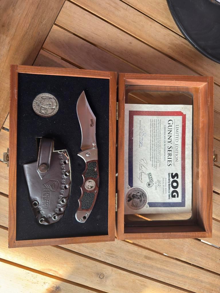 SOG Gunny Approved mes compleet met case in nieuwstaat, Ophalen, Overige typen