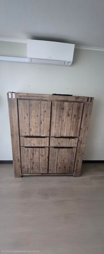 BASSANO opbergkast/barkast van acaciahout, Ophalen, Gebruikt