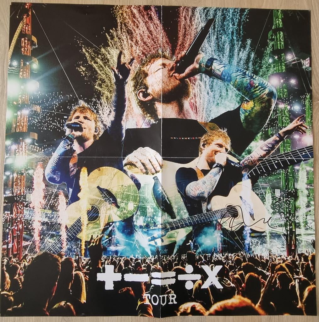 Ed Sheeran +-= Tour Collection + Signed folded Poster, Ophalen of Verzenden, Nieuw, Poster, Artwork of Schilderij, Gesigneerd