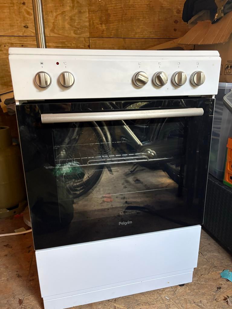 Pelgrim inductie fornuis, Ophalen, 60 cm of meer, 4 kookzones, Zo goed als nieuw