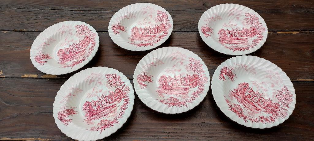 6x Keramiek borden "Ancient Towers", Johnson Brothers., Ophalen of Verzenden, Keramiek, Overige stijlen, Bord(en)