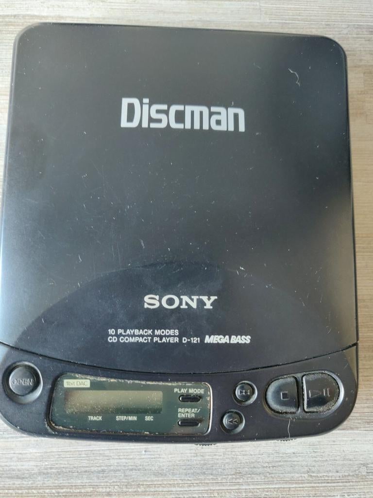 Sony Discman D-121 MEGA BASS, Audio, Tv en Foto, Walkmans, Discmans en Minidiscspelers, Ophalen, Discman