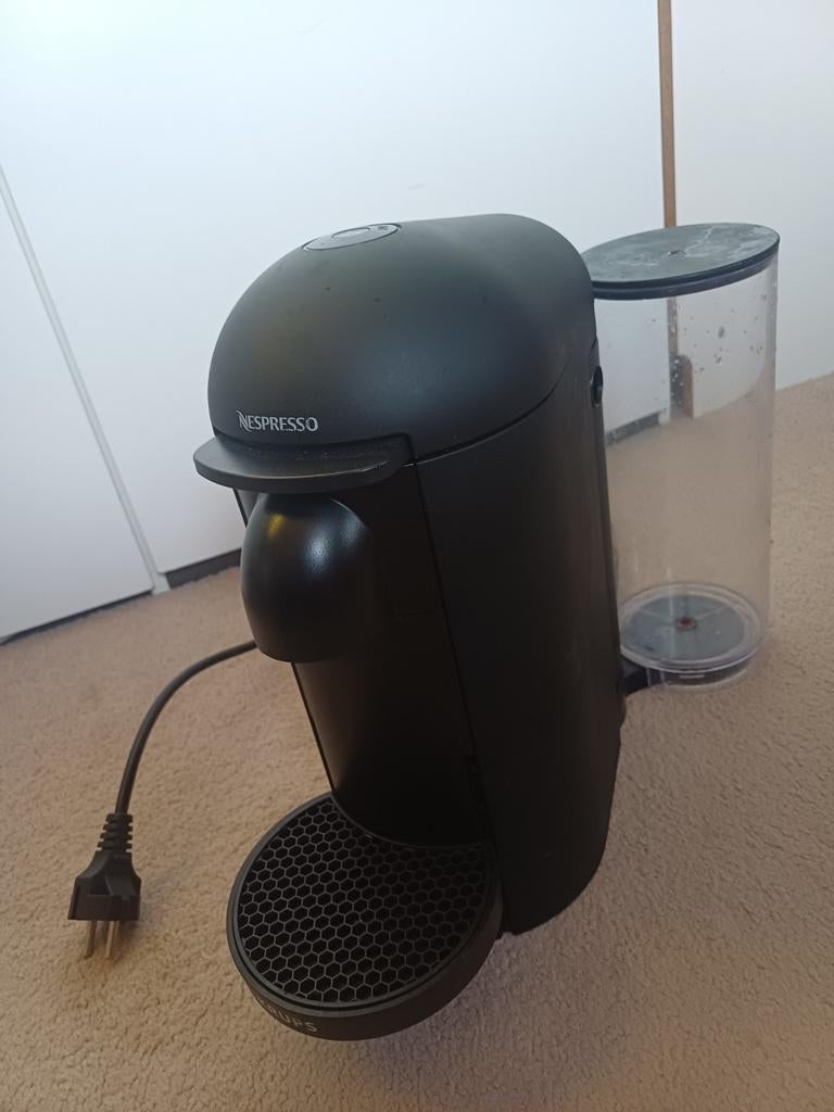 Nespresso Vertuo, Witgoed en Apparatuur, Koffiezetapparaten, Koffiemachine, Ophalen of Verzenden, 1 kopje, Koffiepads en cups