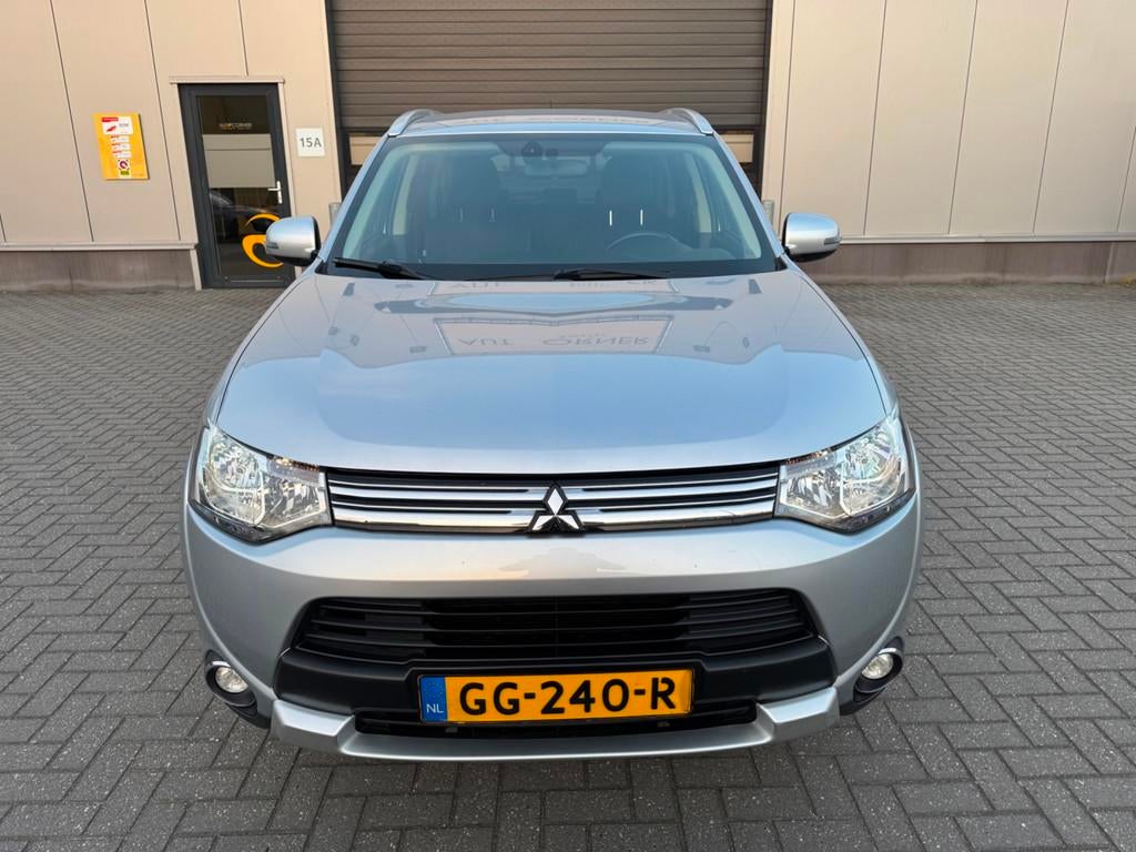Mitsubishi Outlander 2.0 PHEV Business Edition X-Line, 4 cilinders, Vierwielaandrijving, Hybride Elektrisch/Benzine, SUV of Terreinwagen
