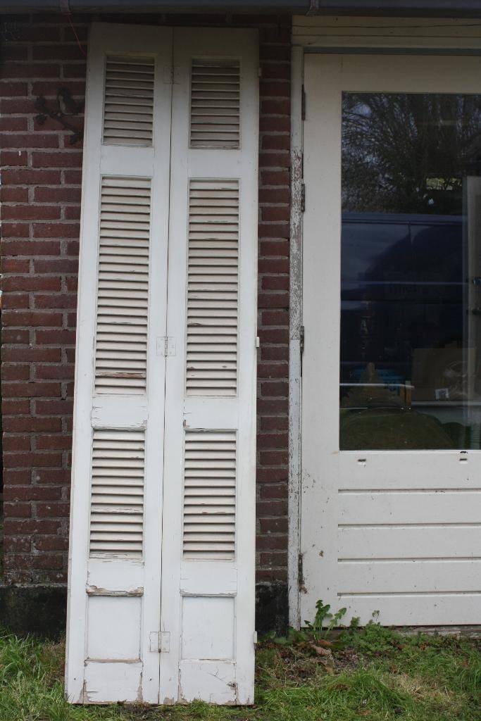 Louvre deuren/ Luiken 4, Ophalen