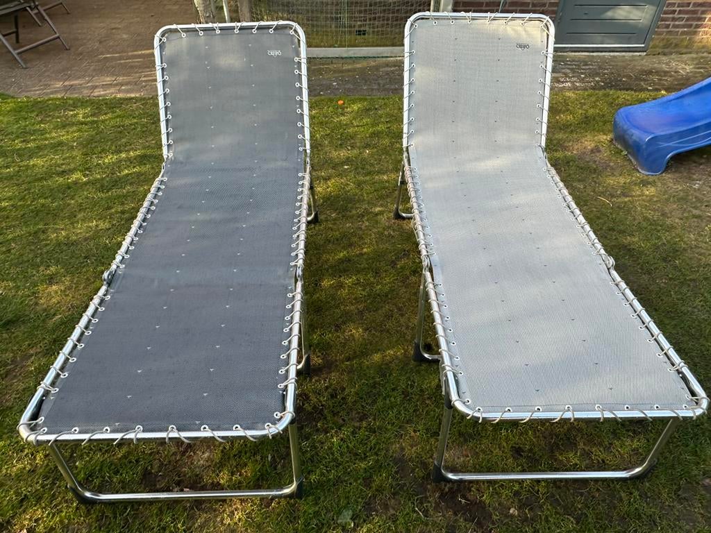 2 Crespo ligbedden., Ophalen, Zo goed als nieuw, Aluminium