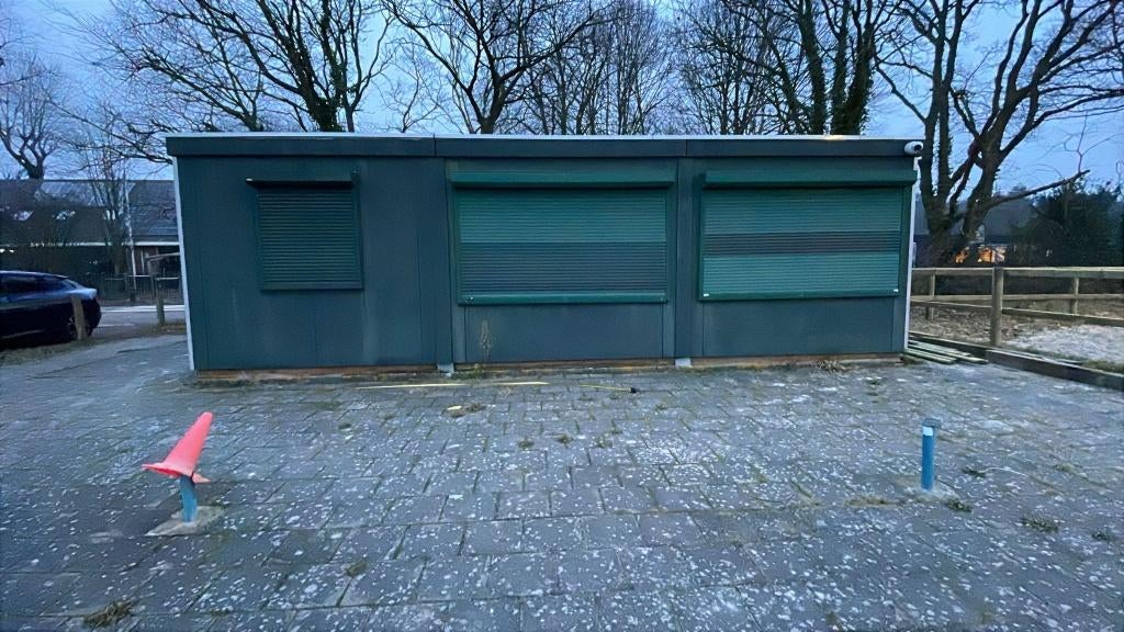 kantoorunit, Ophalen