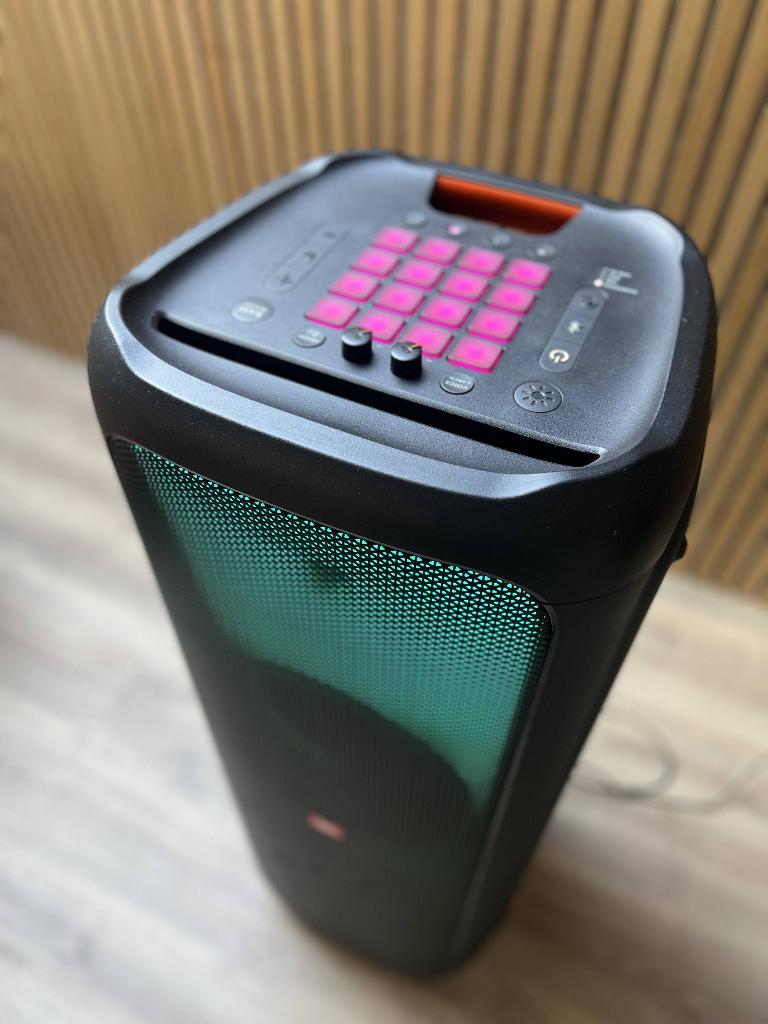 JBL XXL Partybox 1000 als nieuw / 1100W !, Ophalen, JBL, Zo goed als nieuw, 120 watt of meer