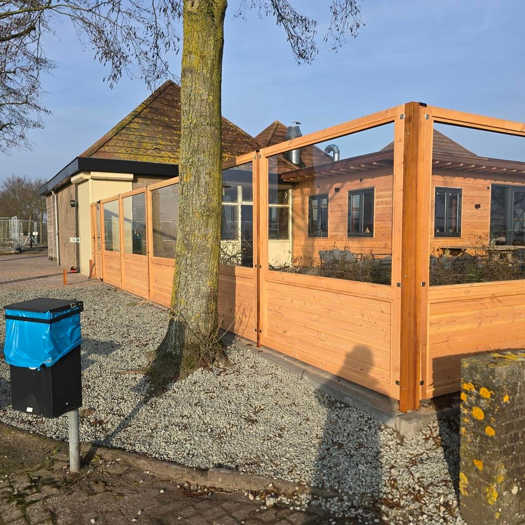 Terrasschermen op maat van Douglas hout met veiligheidsglas, Tuin en Terras, Ophalen of Verzenden