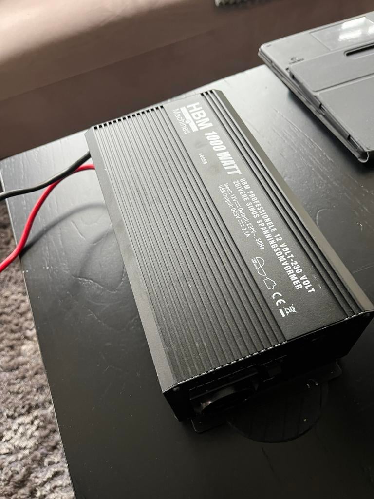 HBM 1000 Watt Gemodificeerde Sinus Omvormer 12V naar 230V, Ophalen of Verzenden, Zo goed als nieuw