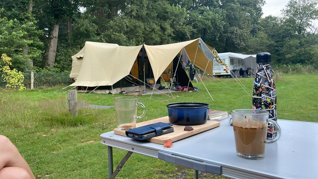 Zambezi River Camp, Licht bruin (Aart Kok)  groene deuren, Ophalen, Aart Kok, Meerkleurig, Tot en met 2