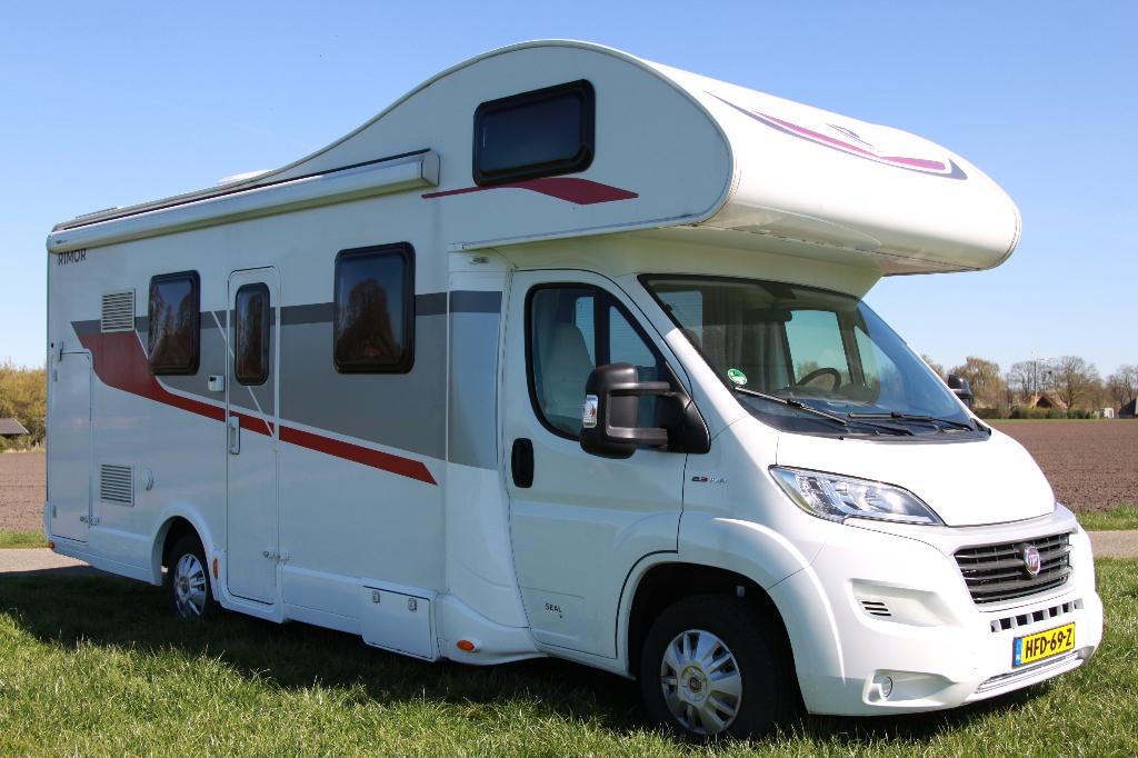 Rimor Seal 9 camper stapelbed 7P! dak airco zonnepaneel, Caravans en Kamperen, Campers, Alkoof, Ringverwarming, Fiat, Luifel