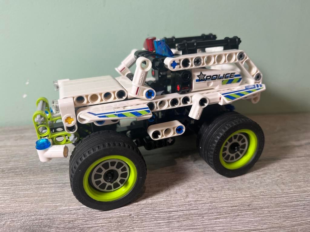 Lego 42047 technic police intercepter met instructie, Ophalen of Verzenden, Zo goed als nieuw
