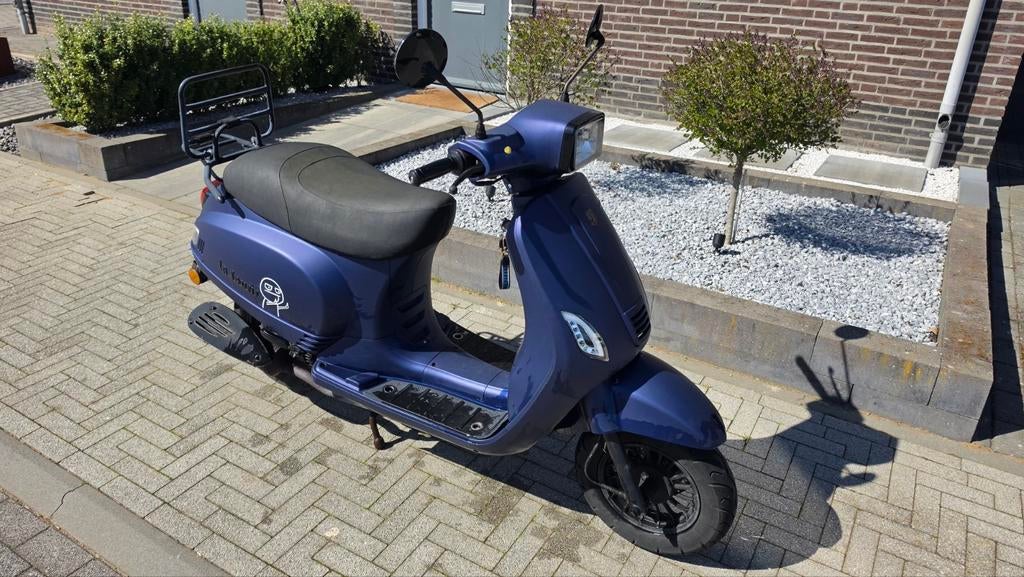 La Souris Sourini RS (2021) Mat Blauw, Fietsen en Brommers, Brommeronderdelen | Scooters, Ophalen, Gebruikt, Overige typen, Overige merken