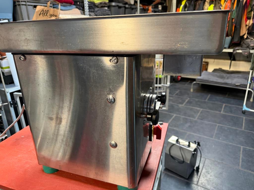 Gehaktmolen Talsa 220v #22 plaat, Ophalen, Zo goed als nieuw