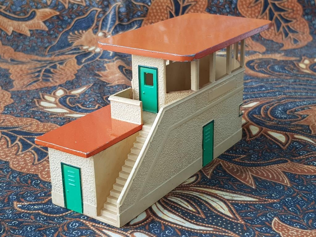 Mooi oud Engels Meccano model seinhuis van Hornby Dublo., Ophalen of Verzenden