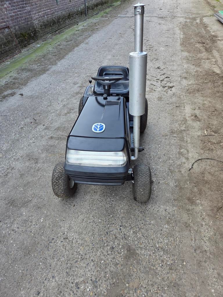 Gerestaureerde 12.5 PK zitmaaier / tuintractor, Ophalen, MTD, Zo goed als nieuw, Versnellingen