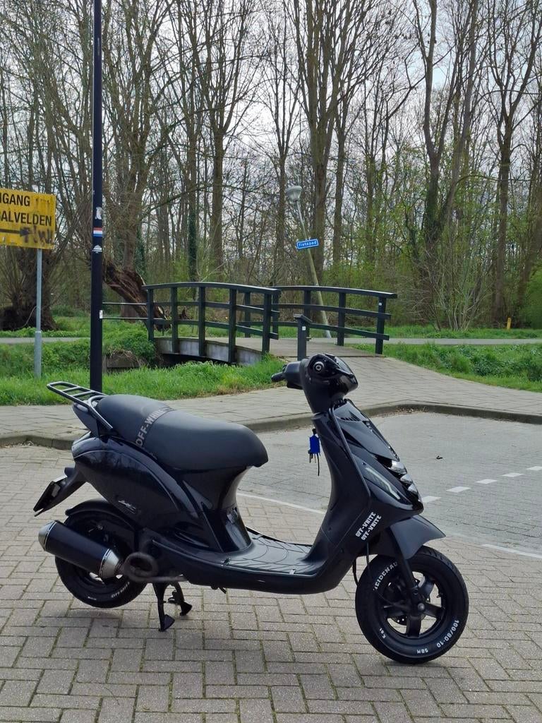 Piaggio zip 4t *Evt teruil 70/125, Maximaal 45 km/u, Zip, Ophalen of Verzenden, Zo goed als nieuw