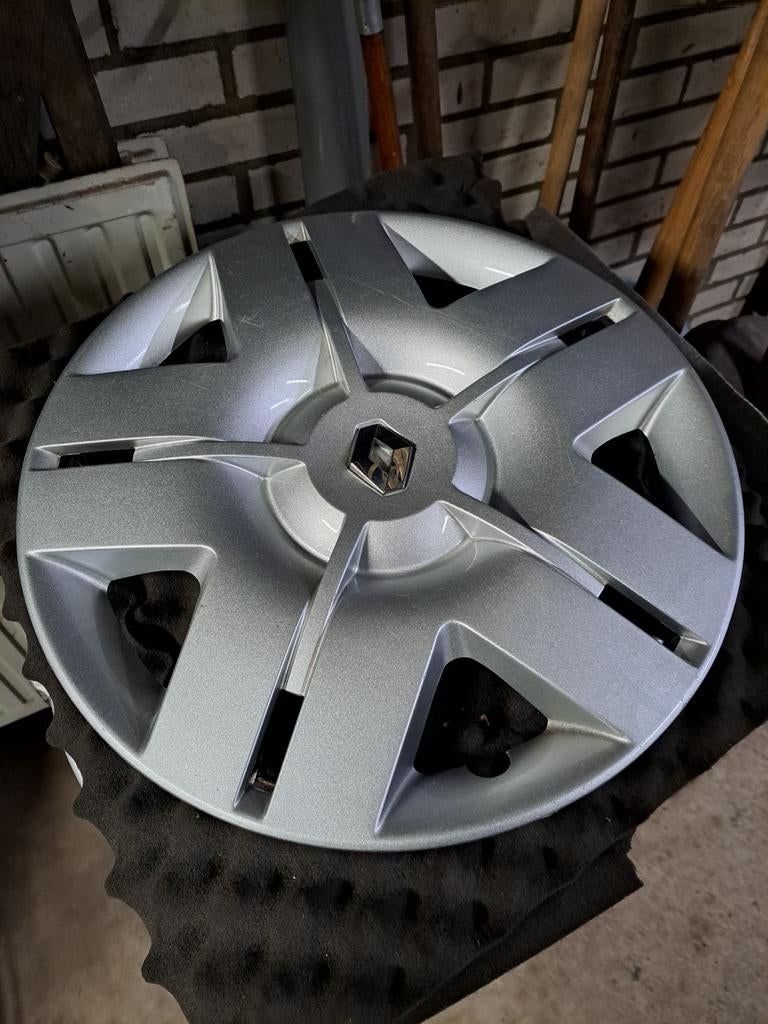 Wieldoppen 4stuks Renault Clio 16 inch, Auto diversen, Wieldoppen, Ophalen of Verzenden, Gebruikt