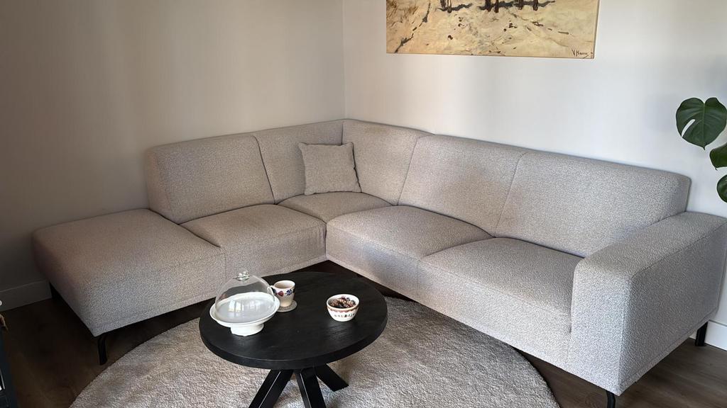 Gratis montel hoekbank 2 jaar oud, Ophalen, Gebruikt, Stof, Modern