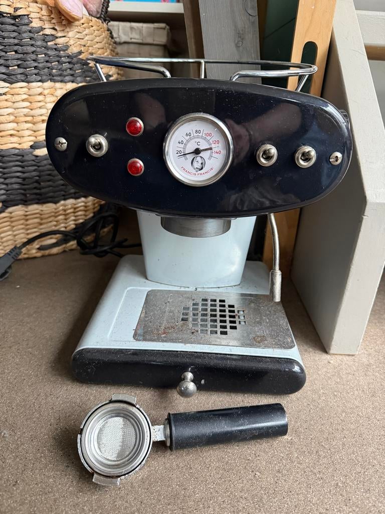 FrancisFrancis! Espresso Apparaat - Vintage Design, Koffiepads en cups, Gebruikt, Espresso apparaat, 1 kopje
