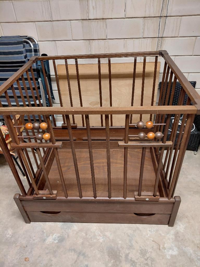 Box, Ophalen, Gebruikt, Vierkant, In hoogte verstelbaar