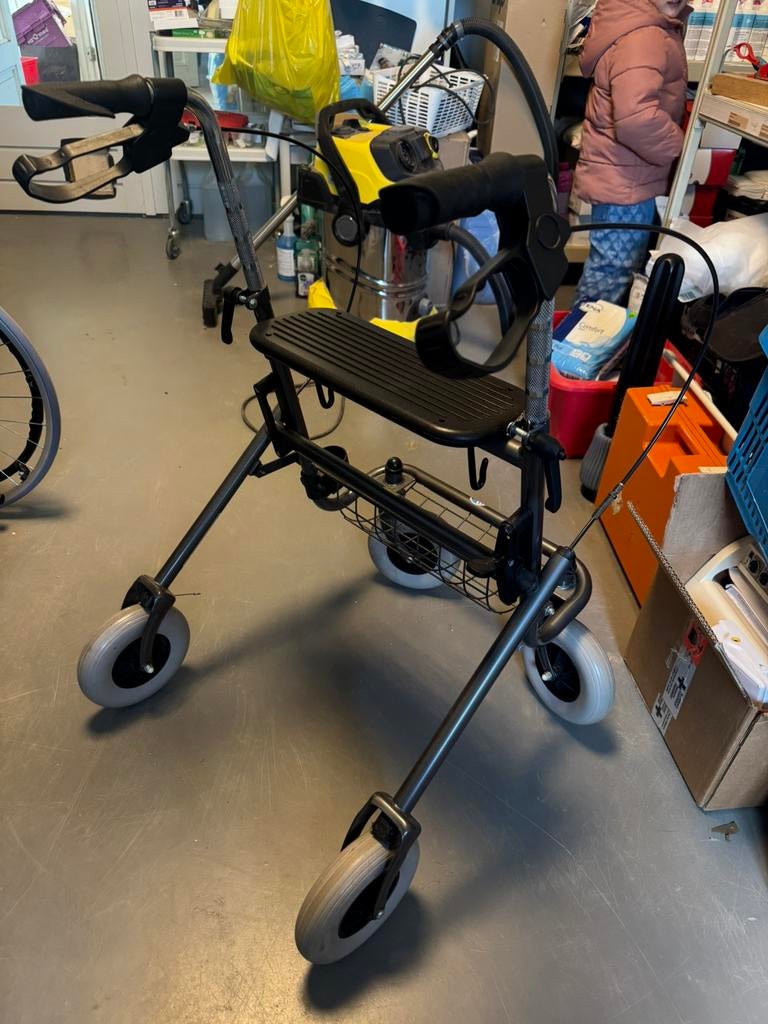 Rollator, Diversen, Rollators, Ophalen, Zo goed als nieuw