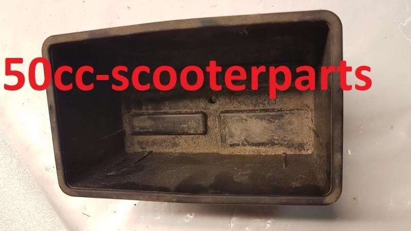 Accubak Vespa S 299047 origineel 40687 Gebruikt, Ophalen of Verzenden, -, -, -