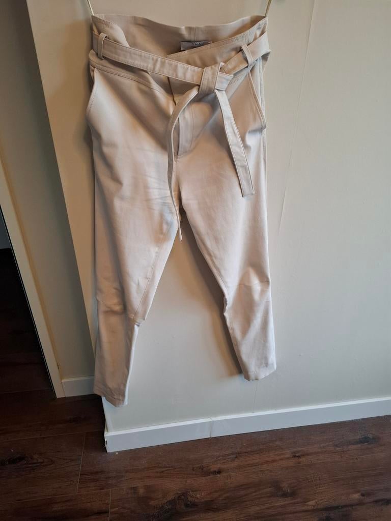 DNA leren broekje, Beige, Ophalen of Verzenden, Zo goed als nieuw, Maat 36 (S)