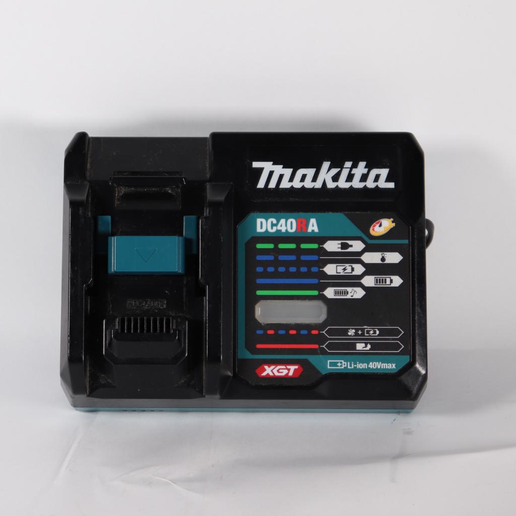Makita DC40RA Accu Lader + Accu - A Grade, Makita, Gebruikt, Support@makita.com, Makita Corporation, 3-11-8, Sumiyoshi-cho, 
Anjo, Aichi 446-8502
Japan